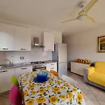 La Conchiglia Apartment *